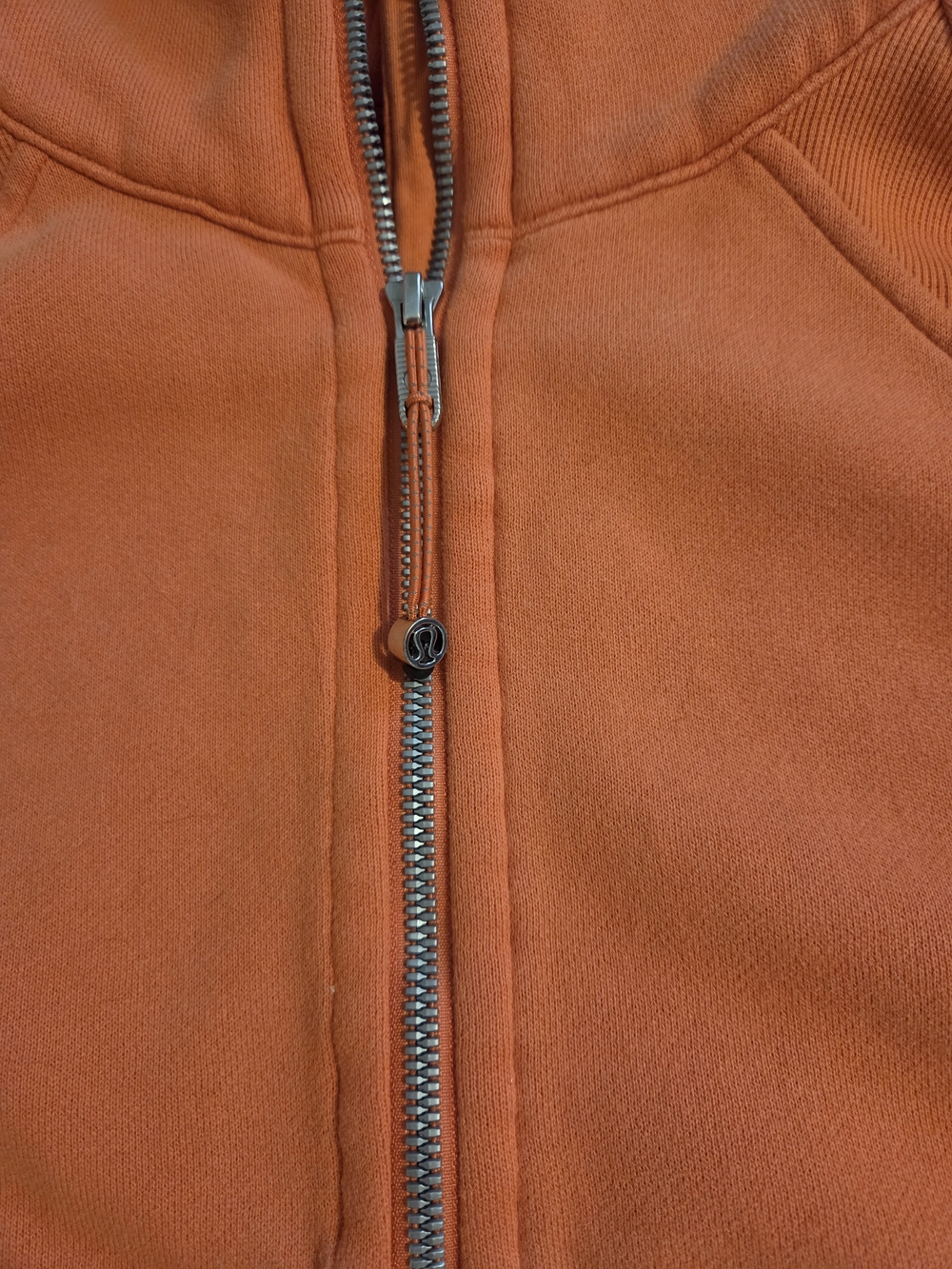 Lululemon Women's Cropped Hoodie - Picture 2 of 4